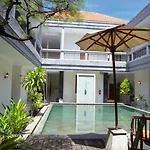 Teges Inn Kuta
