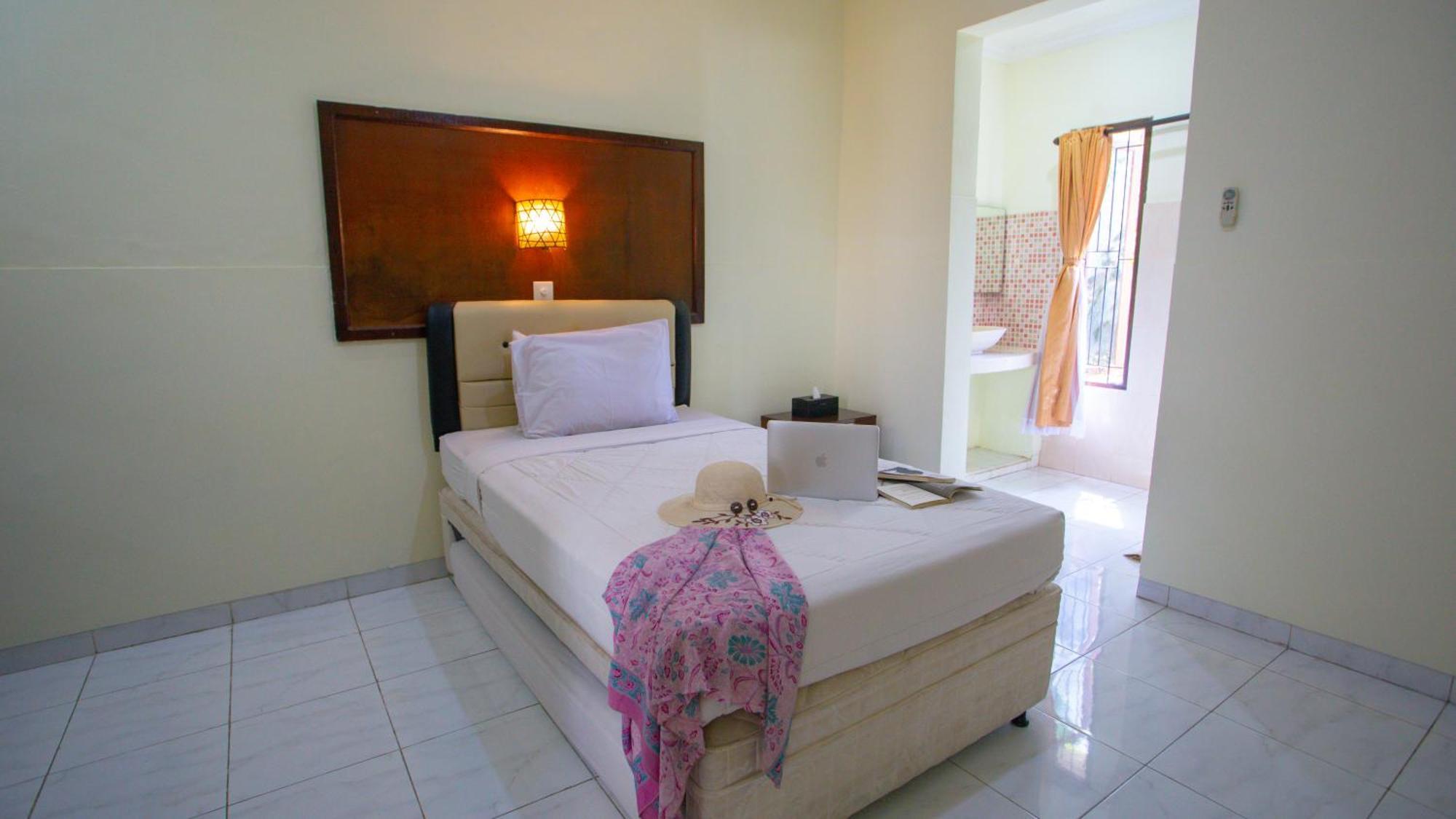Teges Kuta Hotel 2*