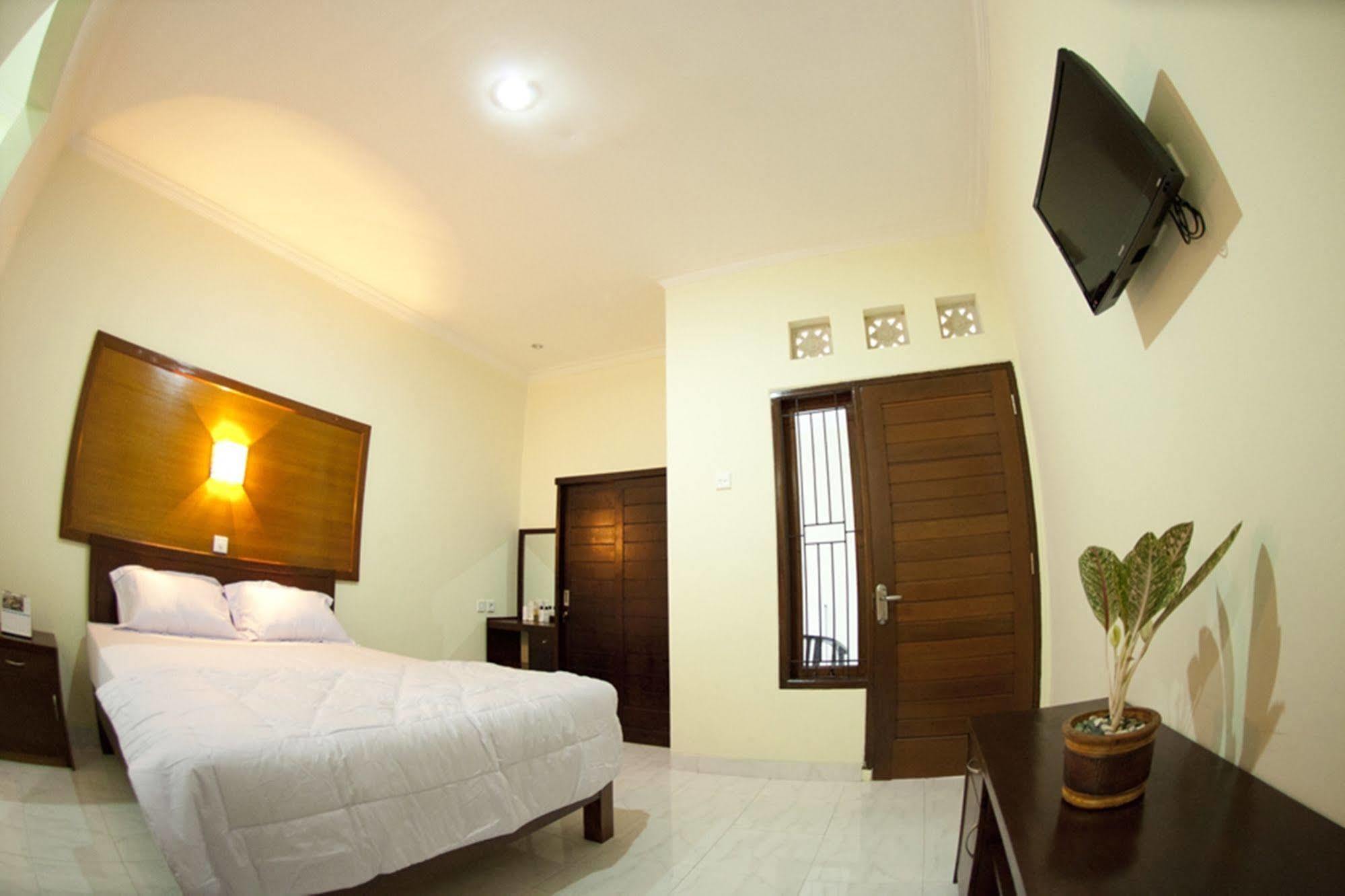 Hotel Teges Kuta 2*